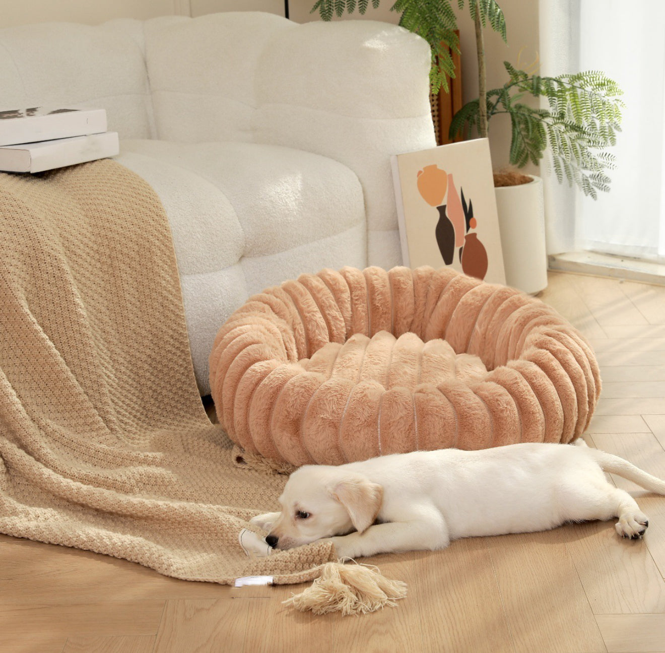 STRAIGHT STRIP PLUSH NEST